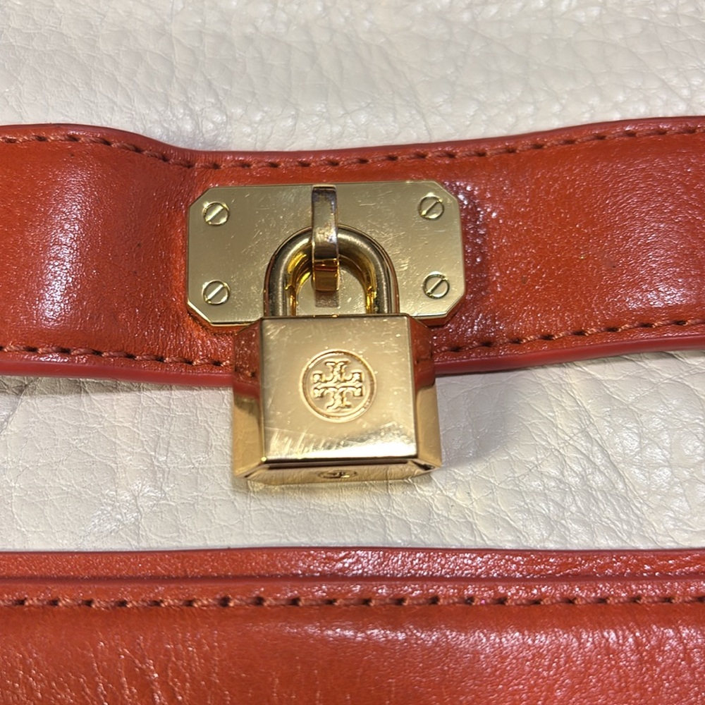 Tory Burch Bond Clutch with Padlock accent - Picture 5 of 10
